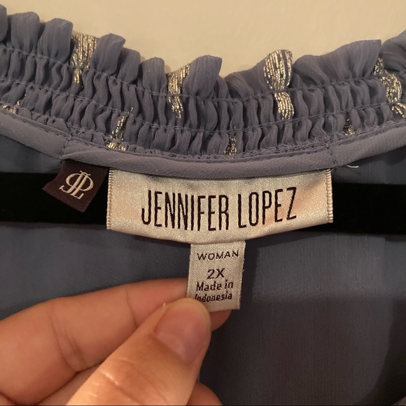 2X Jennifer Lopez dusty blue blouse with long bell sleeve silver metallic design - Picture 3 of 5